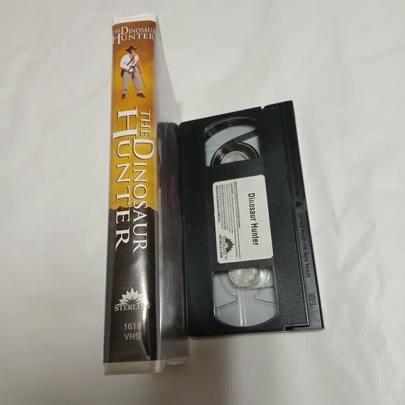 The Dinosaur Hunter VHS Tape Christopher Plummer Allison Pill - Bundle & Save - Picture 3 of 3